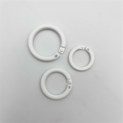 DECO-RING I HVID ACETAL - HVID